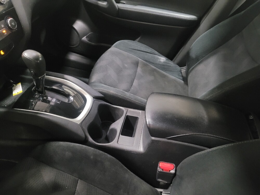 2016 Nissan Rogue in Allentown, PA 18103 - 18083630 26