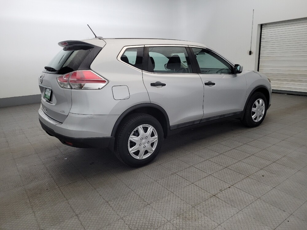 2016 Nissan Rogue in Allentown, PA 18103 - 18083630 10