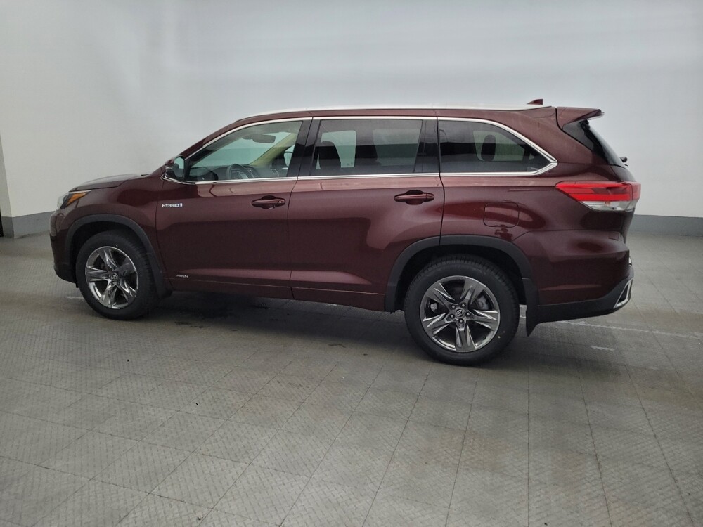 2018 Toyota Highlander in Glen Burnie, MD 21061 - 18083641 3