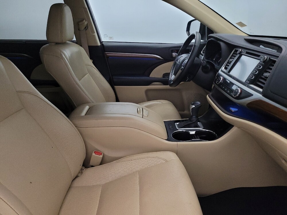 2018 Toyota Highlander in Glen Burnie, MD 21061 - 18083641 21