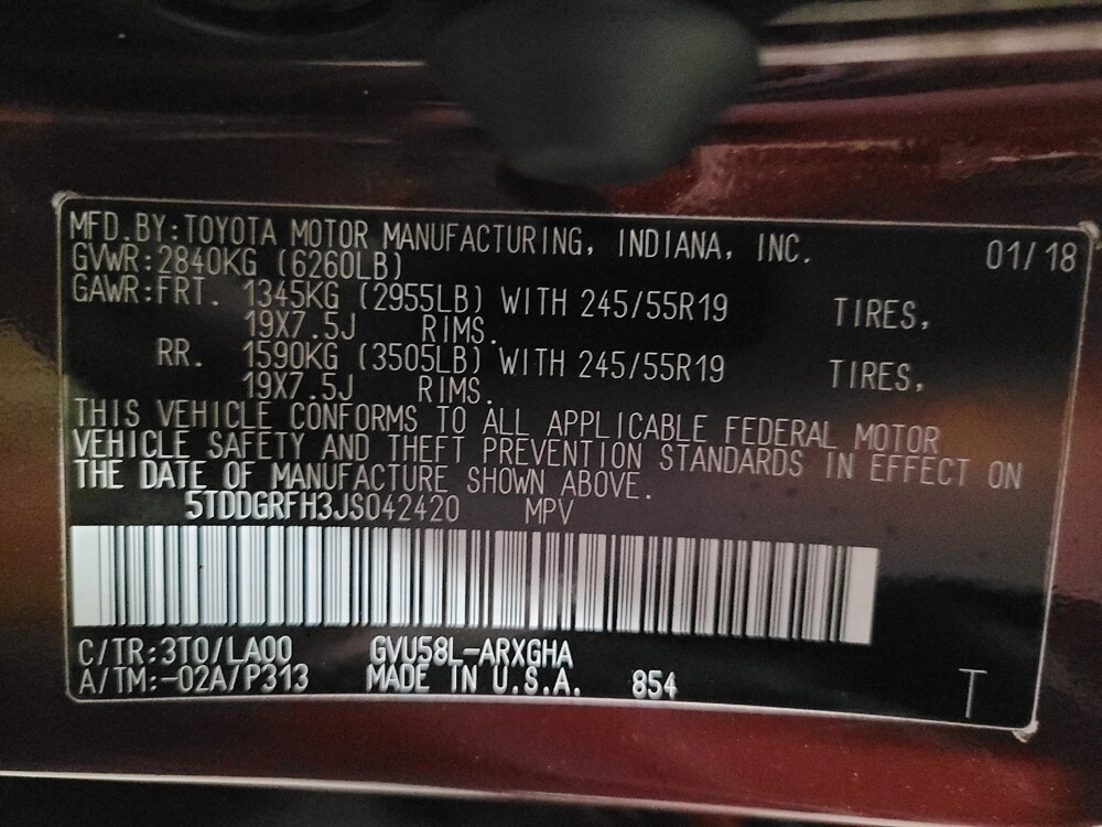 2018 Toyota Highlander in Glen Burnie, MD 21061 - 18083641 33