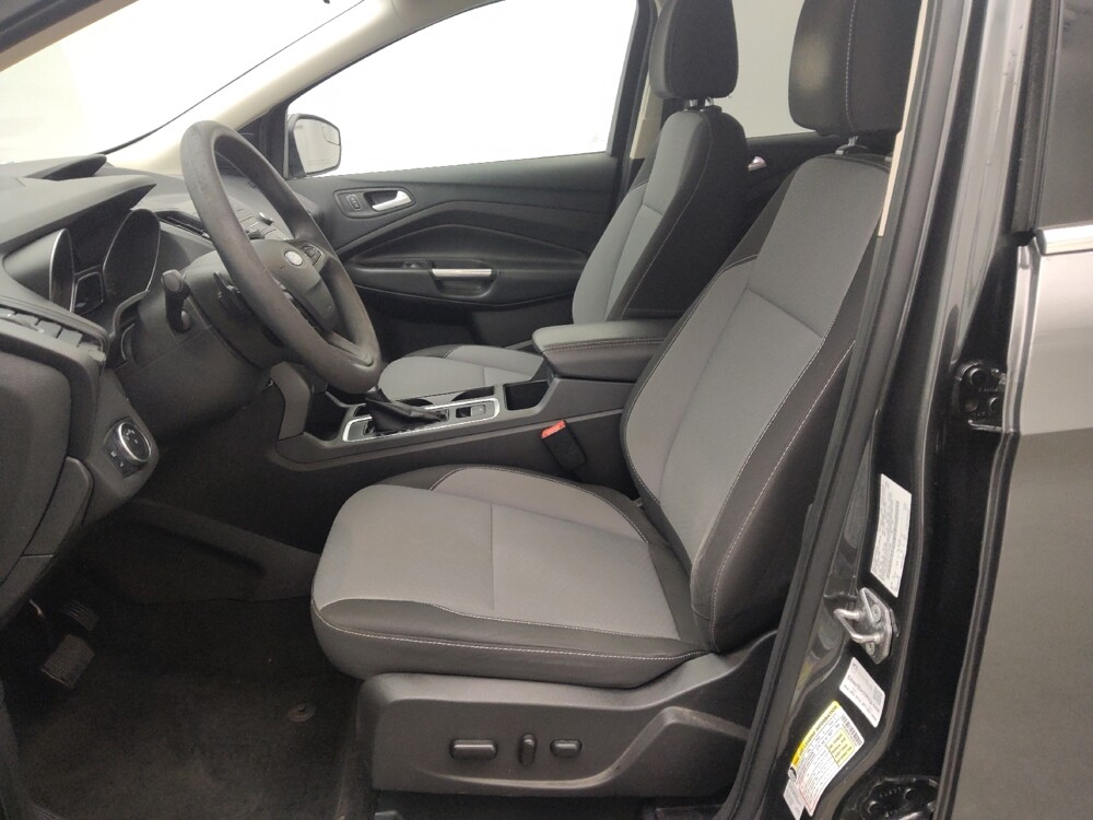 2017 Ford Escape in Topeka, KS 66611 - 18083649 17