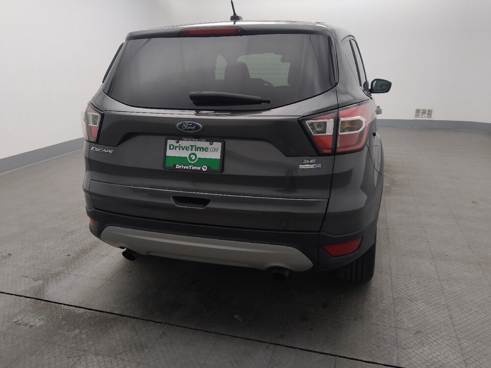 2017 Ford Escape in Topeka, KS 66611 - 18083649 7