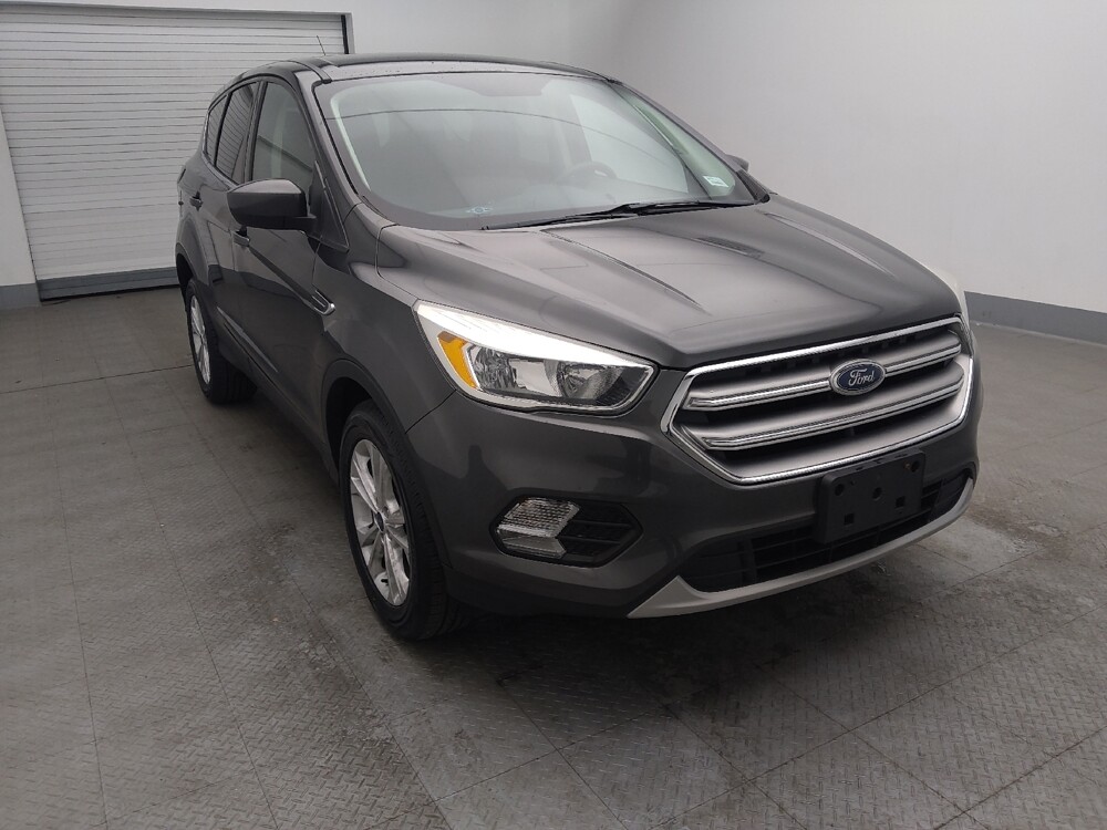 2017 Ford Escape in Topeka, KS 66611 - 18083649 13