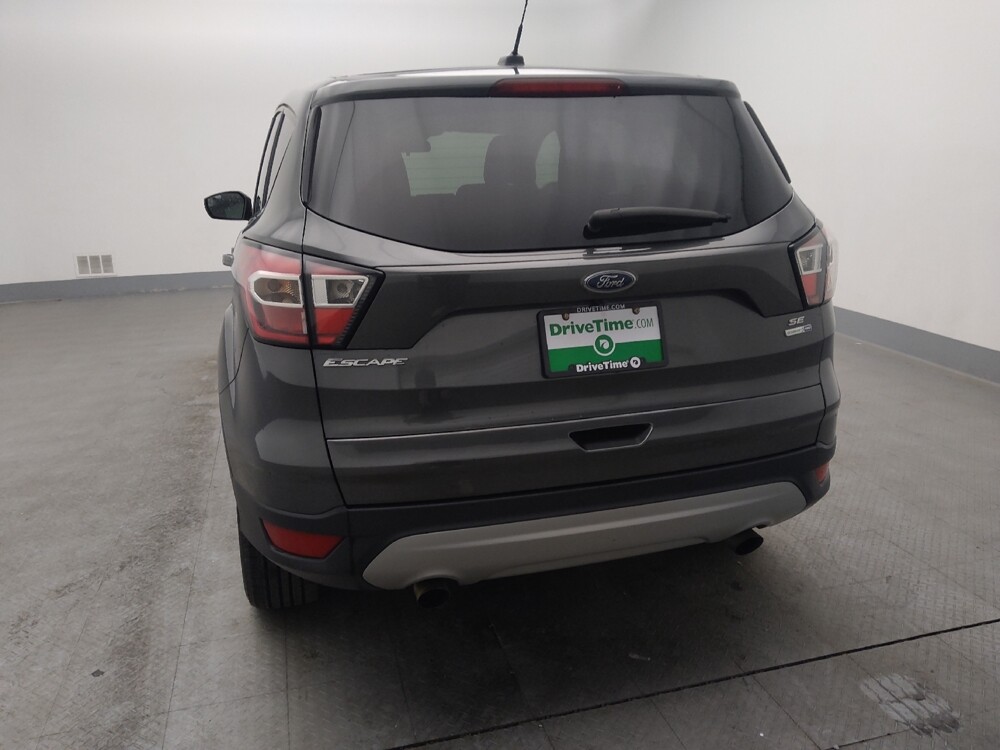 2017 Ford Escape in Topeka, KS 66611 - 18083649 6