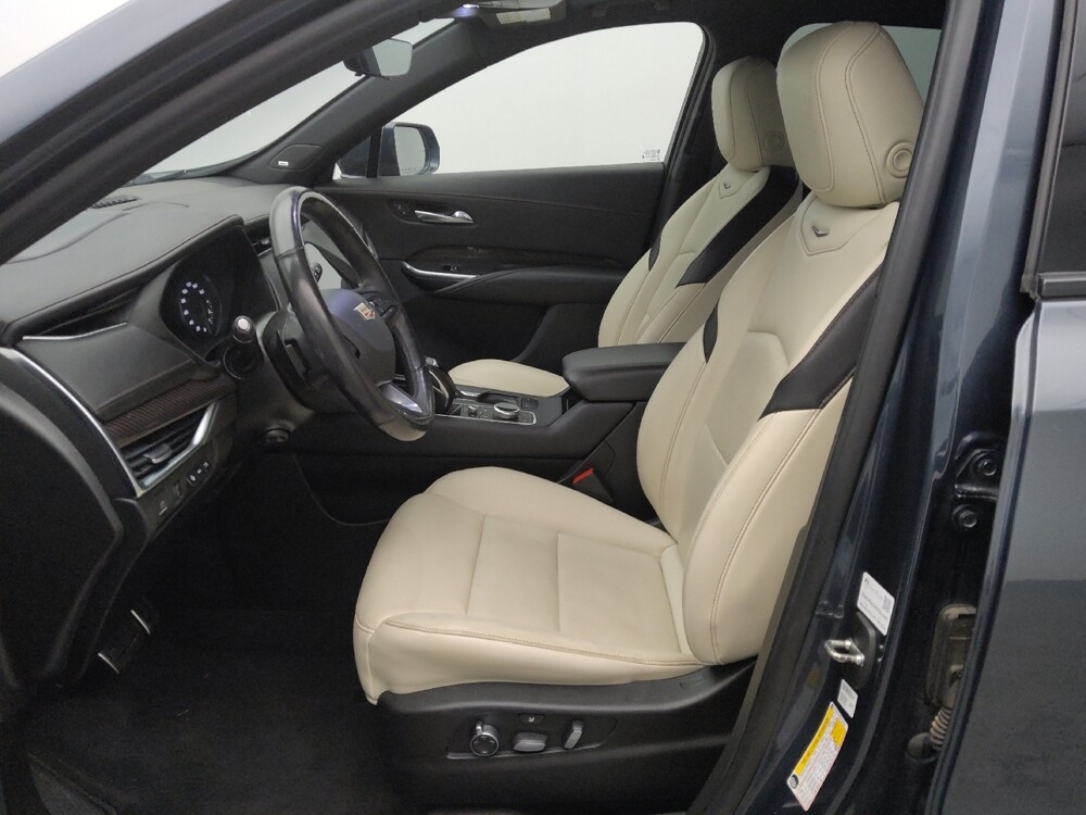 2019 Cadillac XT4 in Topeka, KS 66611 - 18083651 17