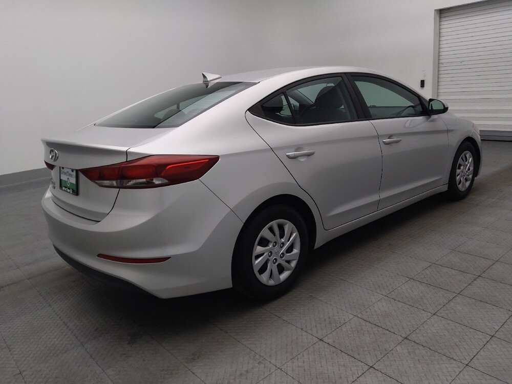 2017 Hyundai Elantra in Gainesville, FL 32609 - 18083661 10
