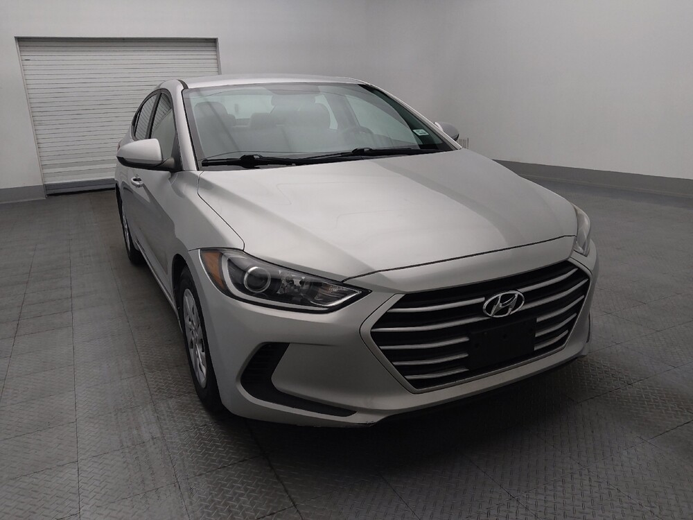 2017 Hyundai Elantra in Gainesville, FL 32609 - 18083661 14