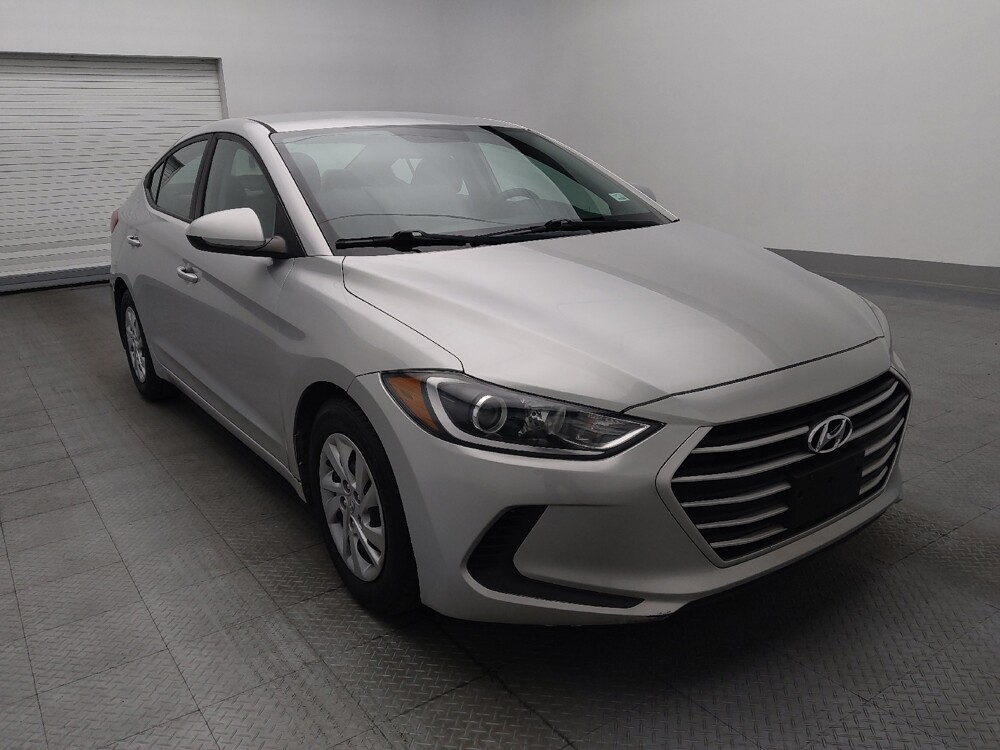 2017 Hyundai Elantra in Gainesville, FL 32609 - 18083661 13