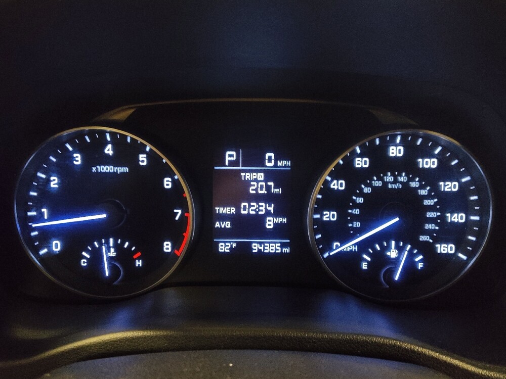 2017 Hyundai Elantra in Gainesville, FL 32609 - 18083661 23