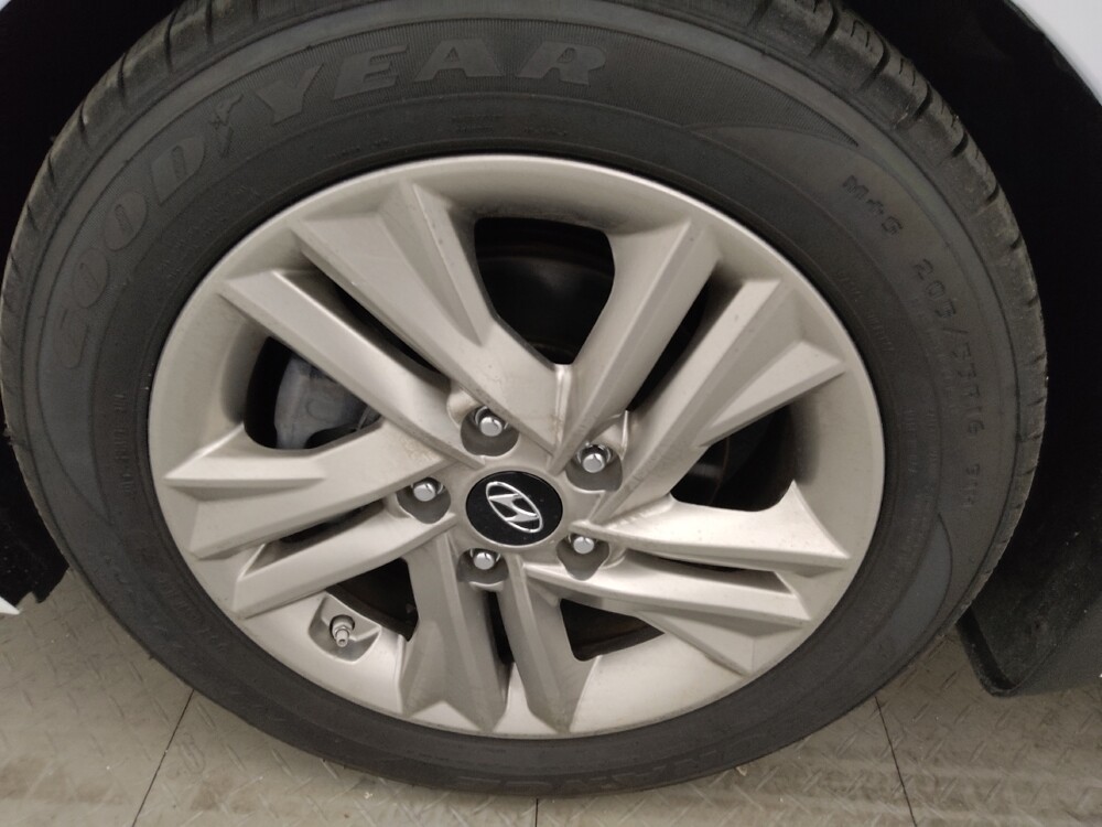 2020 Hyundai Elantra in Tampa, FL 33612 - 18083673 31