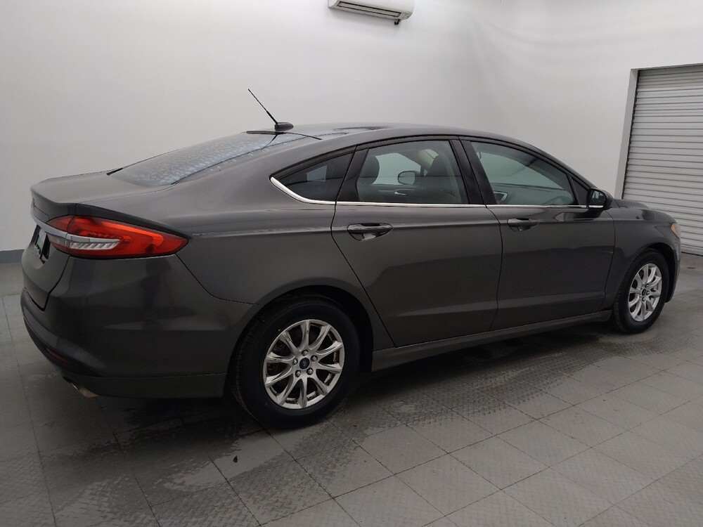 2017 Ford Fusion in Baton Rouge, LA 70816 - 18083675 10