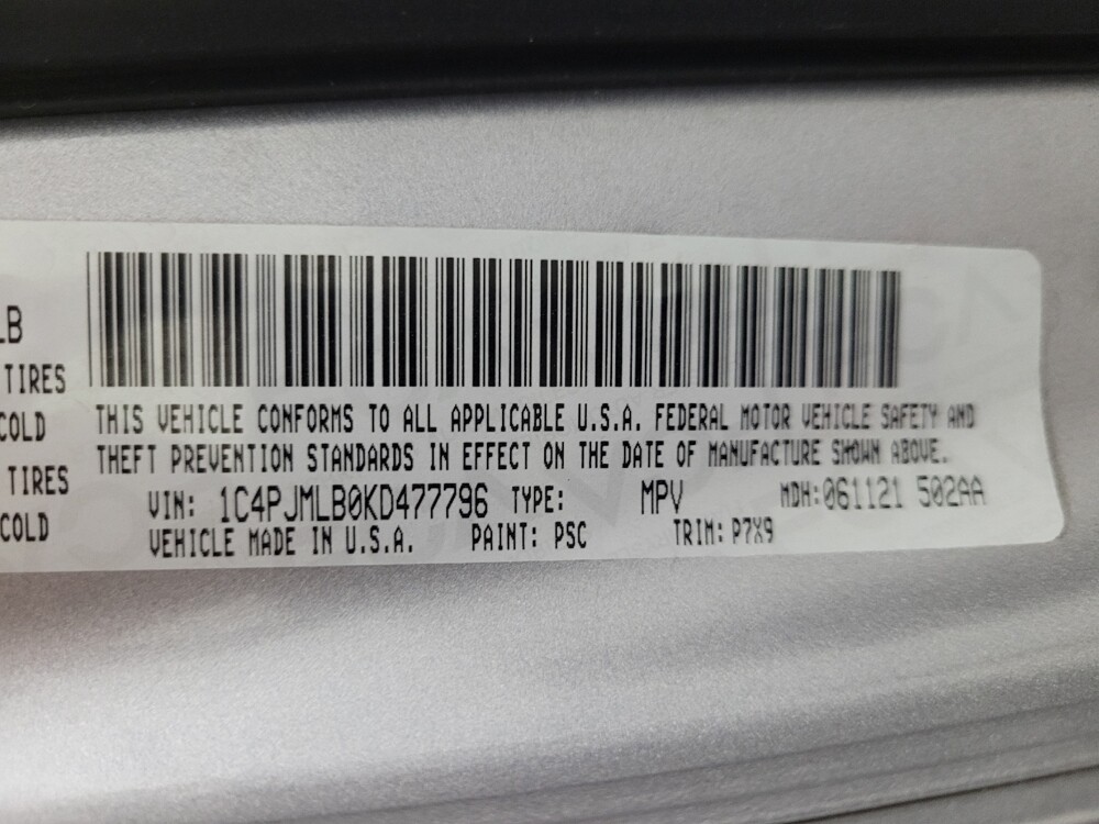 2019 Jeep Cherokee in Phoenix, AZ 85015 - 18083686 33