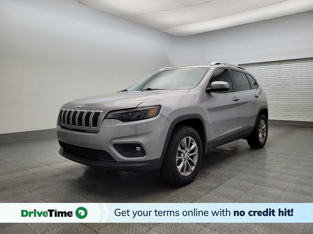 2019 Jeep Cherokee in Phoenix, AZ 85015 - 18083686