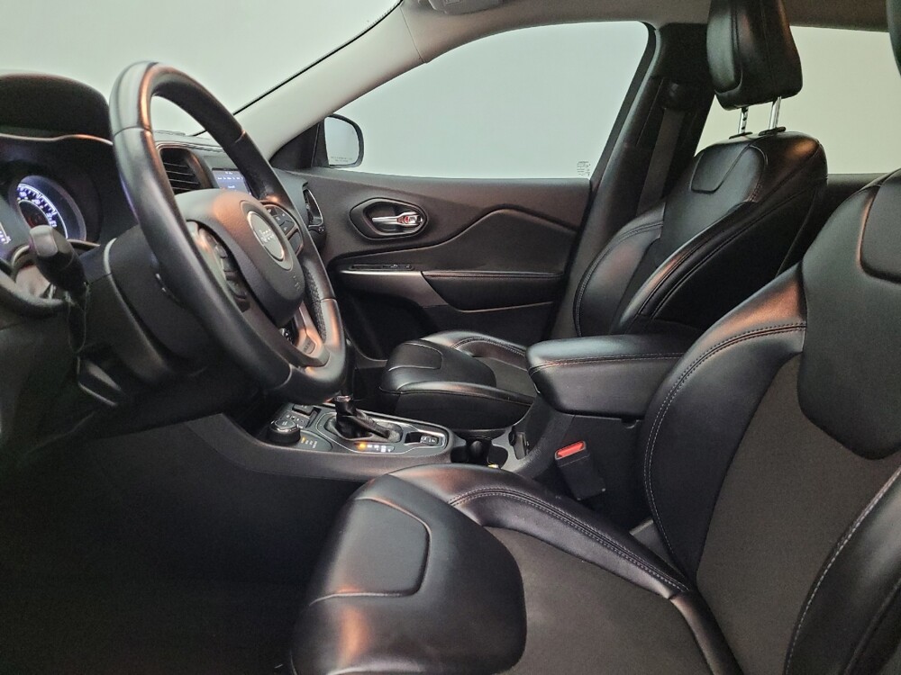 2019 Jeep Cherokee in Phoenix, AZ 85015 - 18083686 17