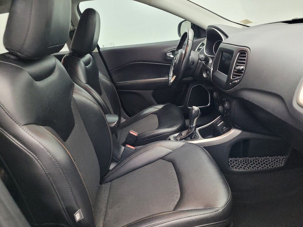 2018 Jeep Compass in Ocala, FL 34471 - 18083690 21