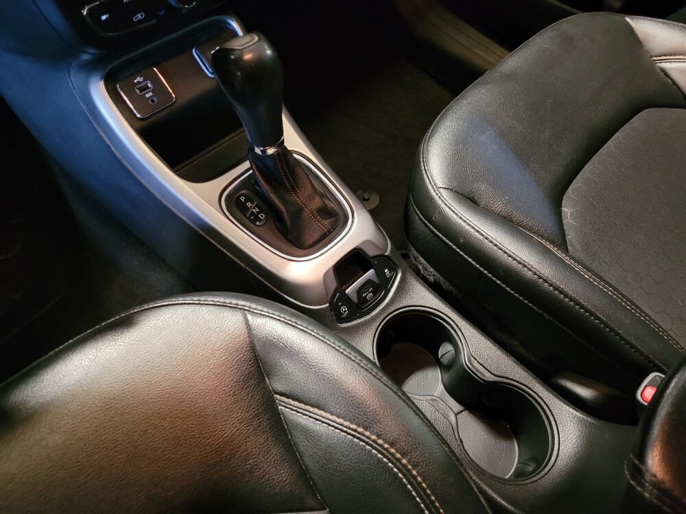 2018 Jeep Compass in Ocala, FL 34471 - 18083690 26