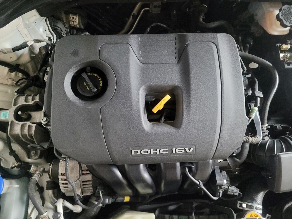 2017 Hyundai Elantra in Athens, GA 30606 - 18083693 30