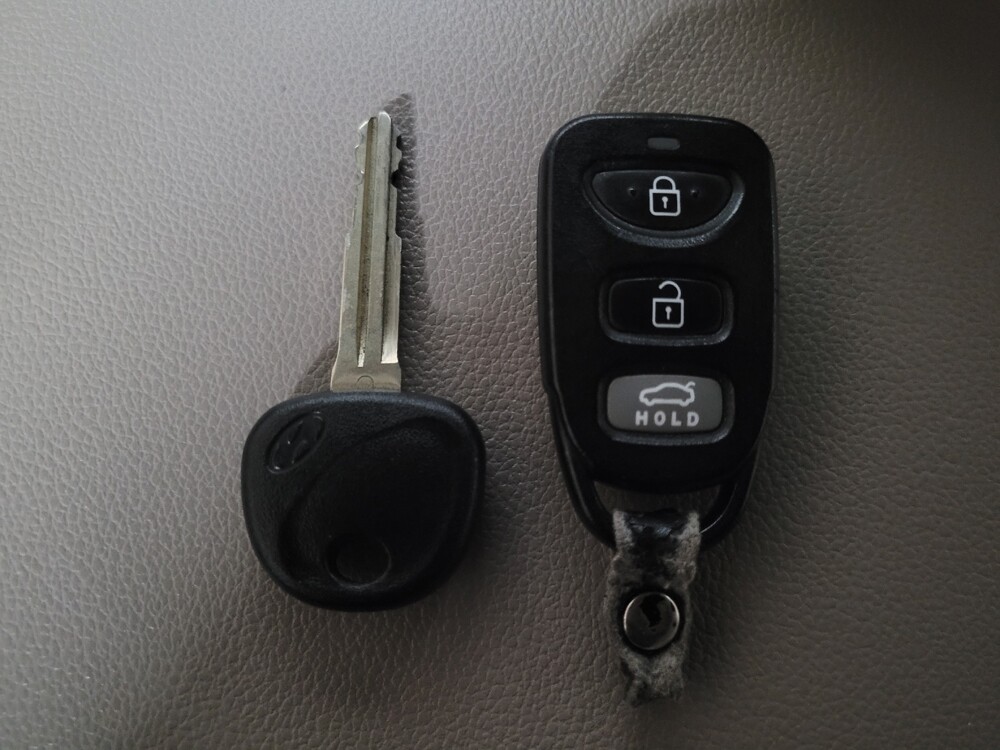 2017 Hyundai Elantra in Athens, GA 30606 - 18083693 32