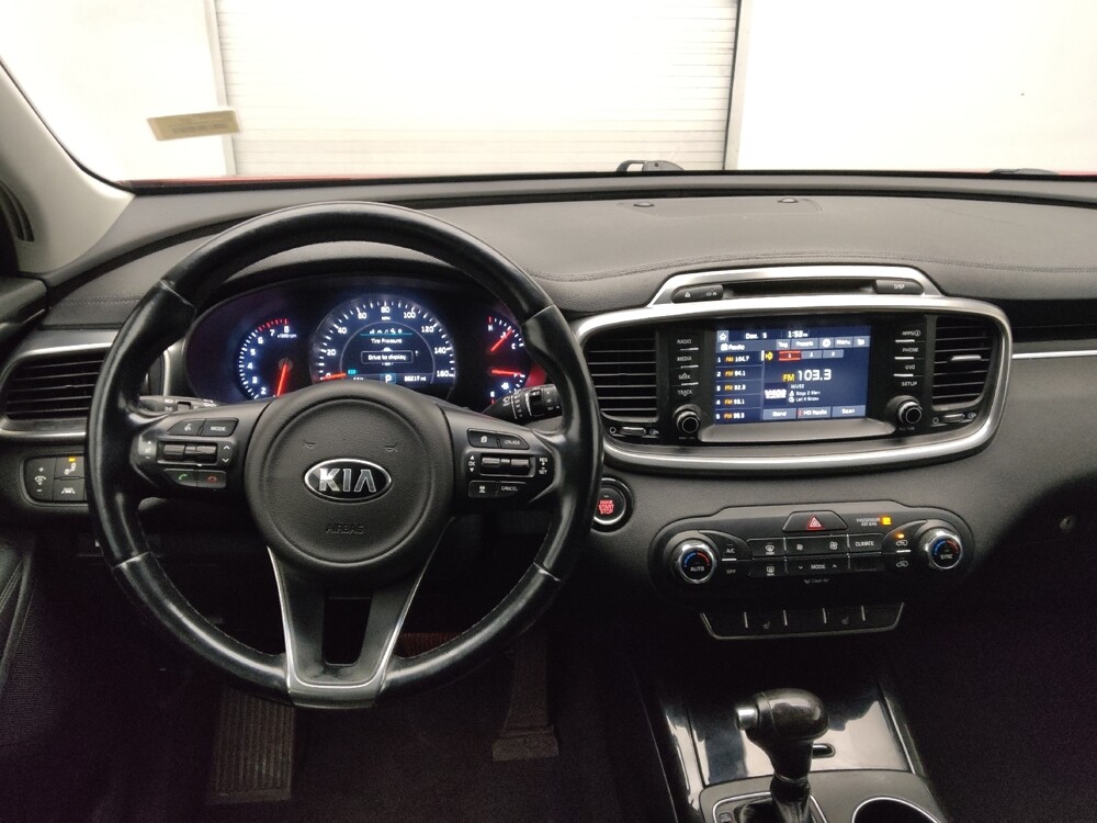 2018 Kia Sorento in Morrow, GA 30260 - 18083695 22