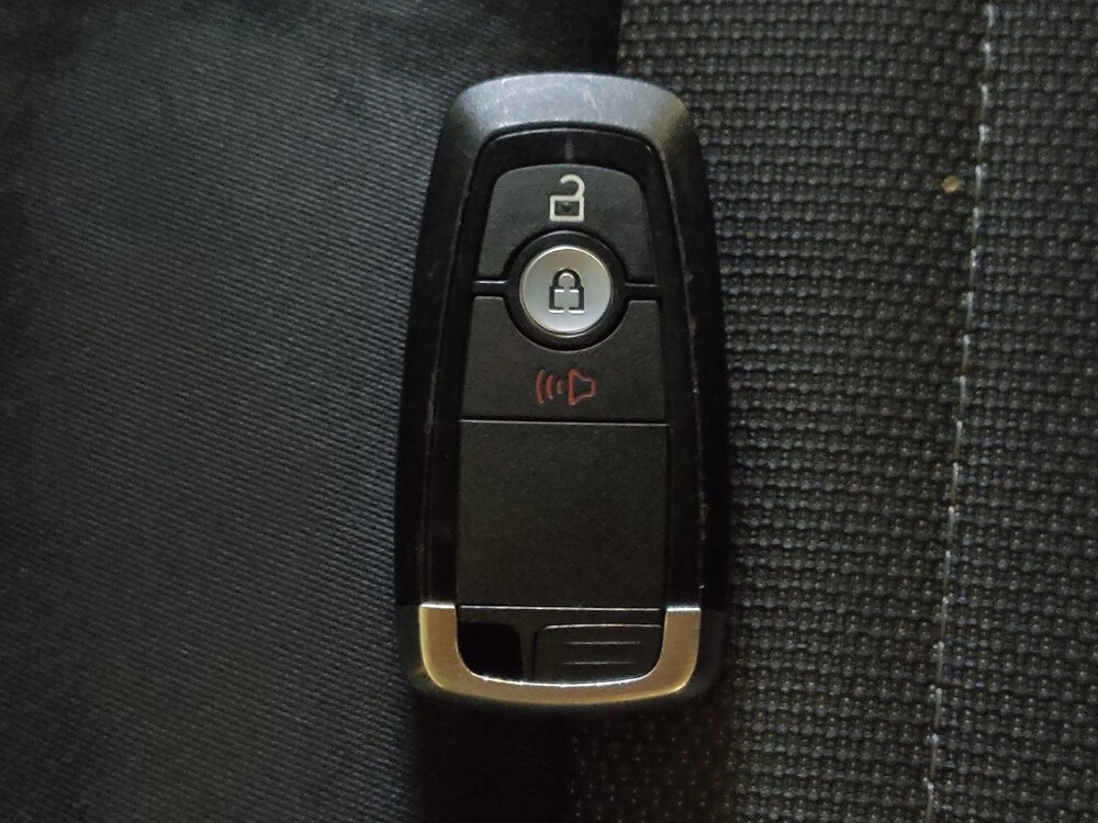 2020 Ford Edge in Greensboro, NC 27407 - 18083710 32