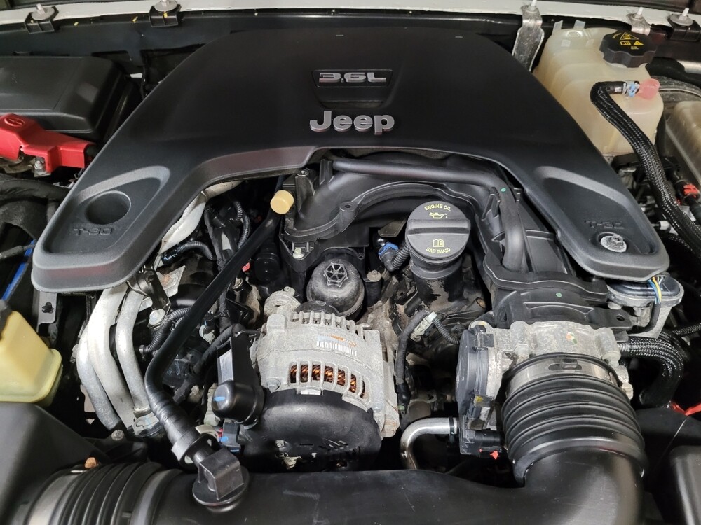 2018 Jeep Wrangler in Woodbridge, VA 22191 - 18083746 30