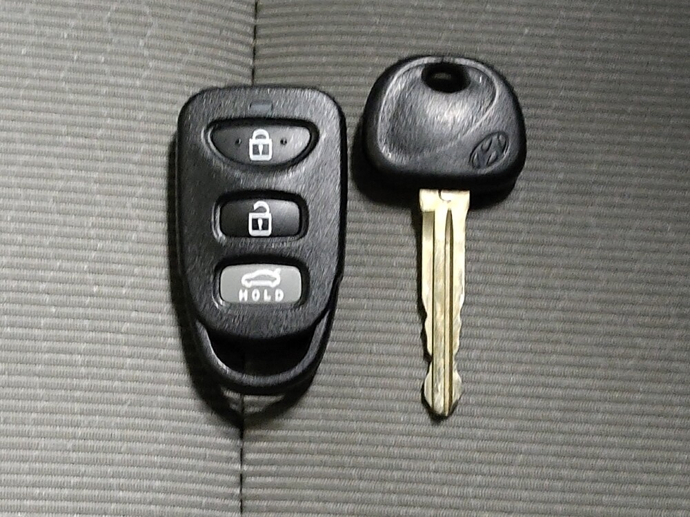 2018 Hyundai Elantra in Charlotte, NC 28273 - 18083750 32