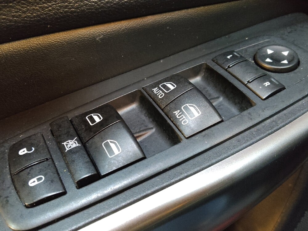 2020 Jeep Cherokee in Charlotte, NC 28273 - 18083751 27