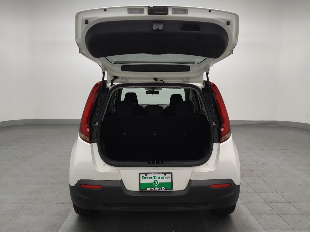 2022 Kia Soul in Morrow, GA 30260 - 18083752 29