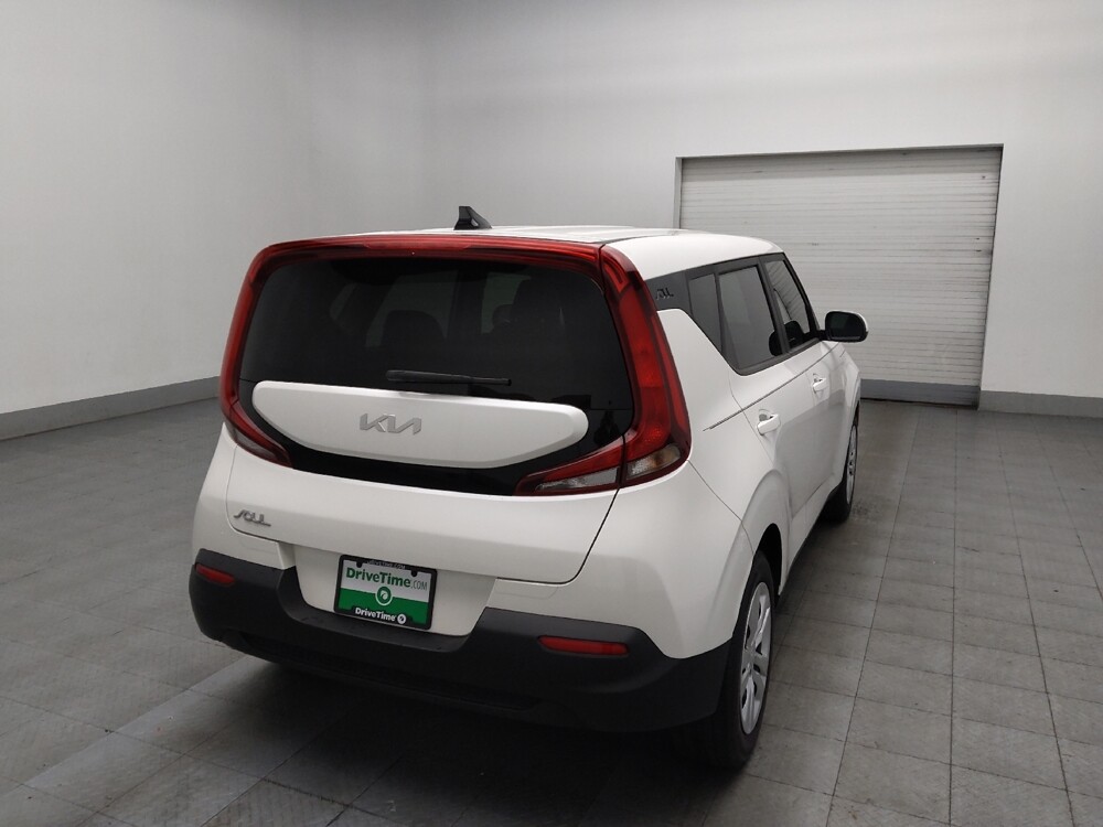 2022 Kia Soul in Morrow, GA 30260 - 18083752 9