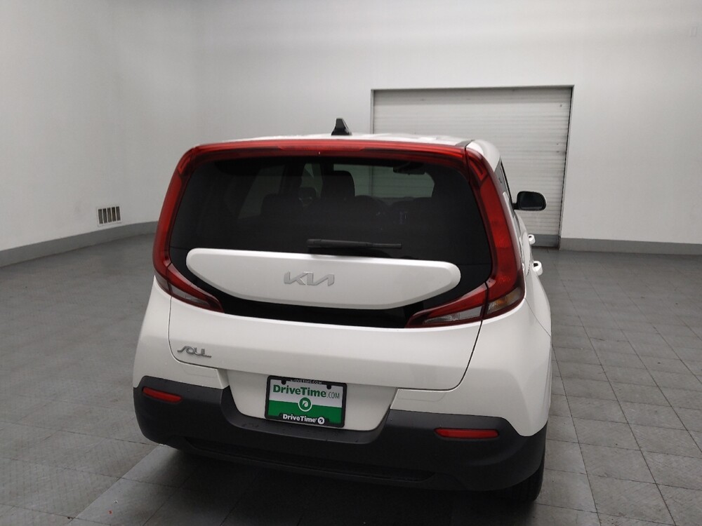 2022 Kia Soul in Morrow, GA 30260 - 18083752 7