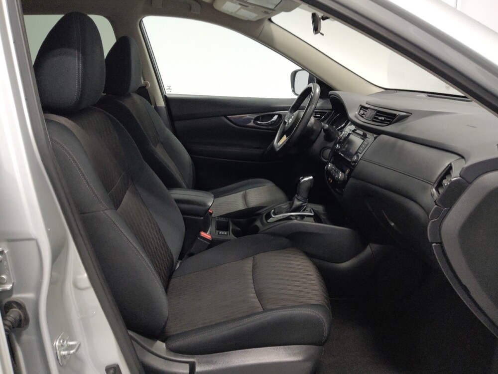 2018 Nissan Rogue in Columbus, OH 43228 - 18083763 21