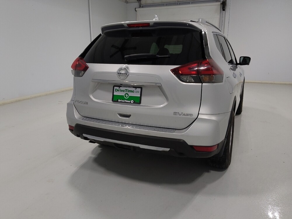 2018 Nissan Rogue in Columbus, OH 43228 - 18083763 7