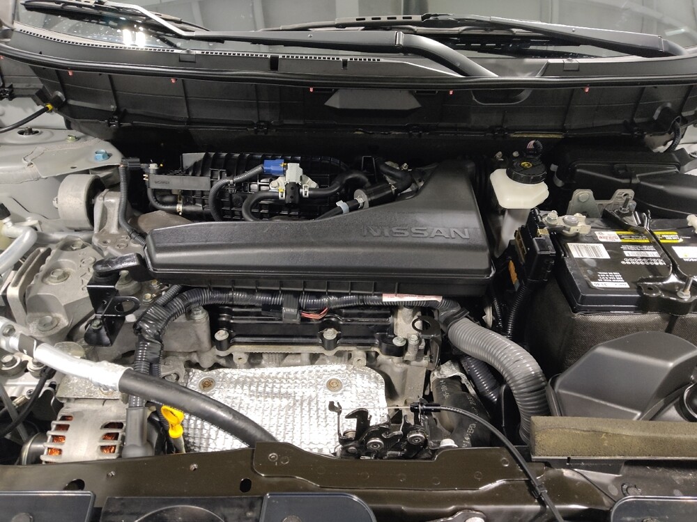 2018 Nissan Rogue in Columbus, OH 43228 - 18083763 30