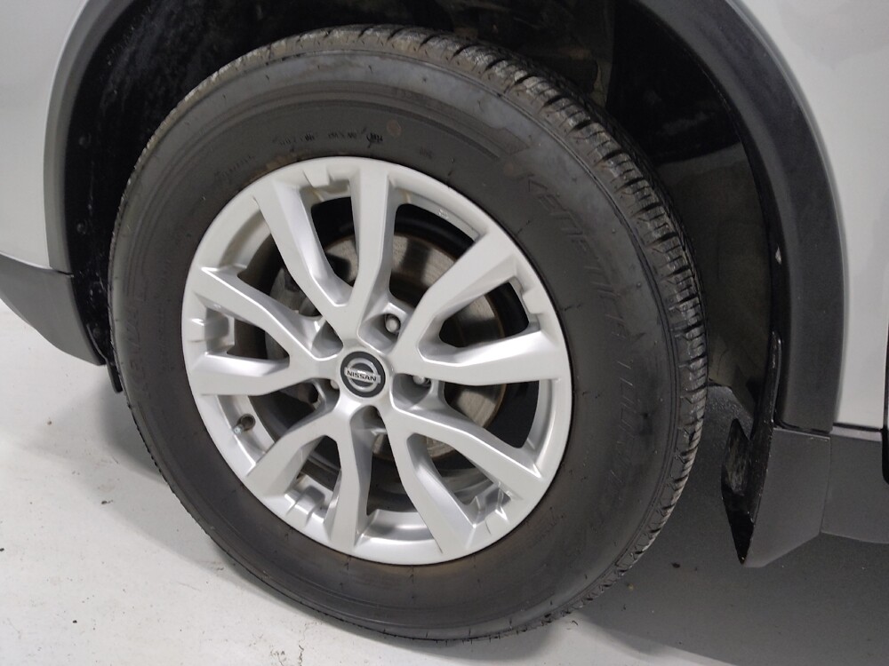 2018 Nissan Rogue in Columbus, OH 43228 - 18083763 31