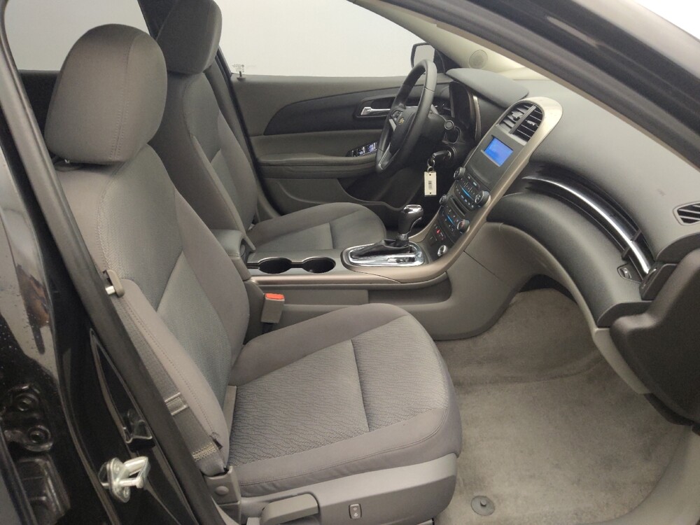 2013 Chevrolet Malibu in Houston, TX 77074 - 18083764 21