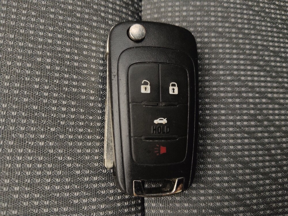 2013 Chevrolet Malibu in Houston, TX 77074 - 18083764 32