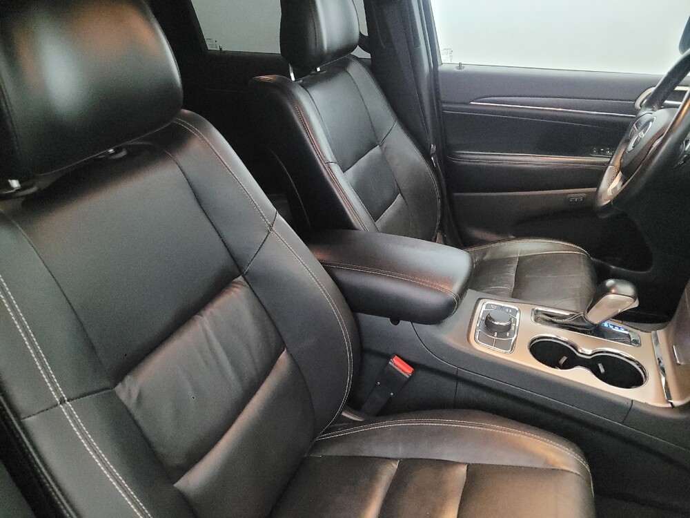 2016 Jeep Grand Cherokee in Pittsburgh, PA 15236 - 18083772 19