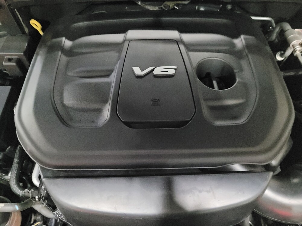 2016 Jeep Grand Cherokee in Pittsburgh, PA 15236 - 18083772 30