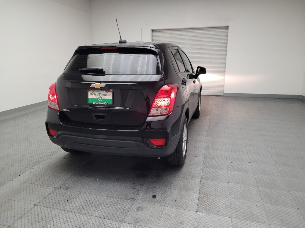 2019 Chevrolet Trax in Montclair, CA 91763 - 18083782 7