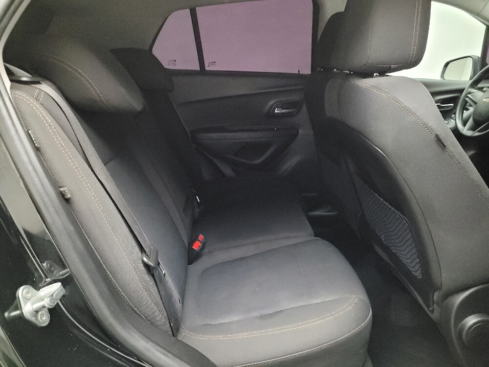 2019 Chevrolet Trax in Montclair, CA 91763 - 18083782 19