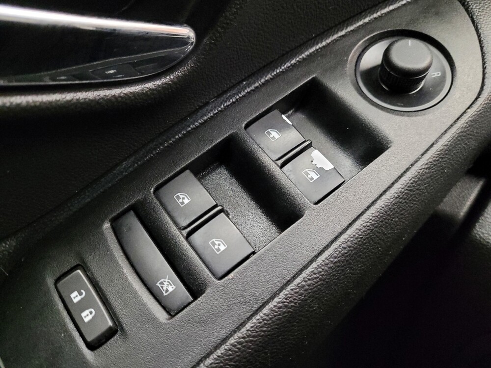 2019 Chevrolet Trax in Montclair, CA 91763 - 18083782 27