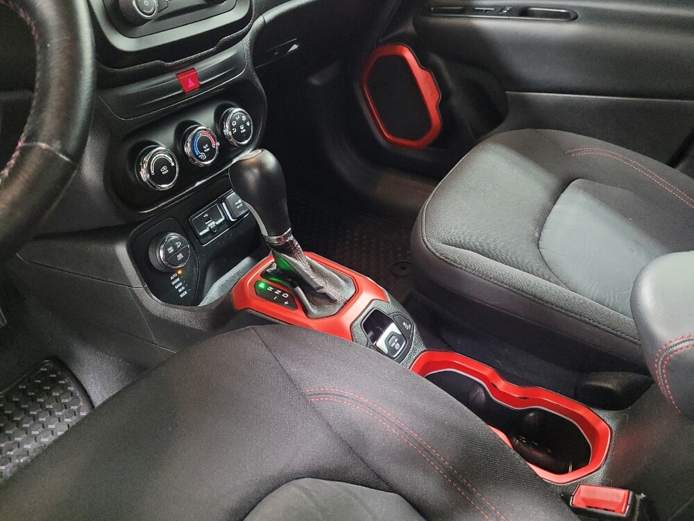 2017 Jeep Renegade in Pittsburgh, PA 15237 - 18083788 26