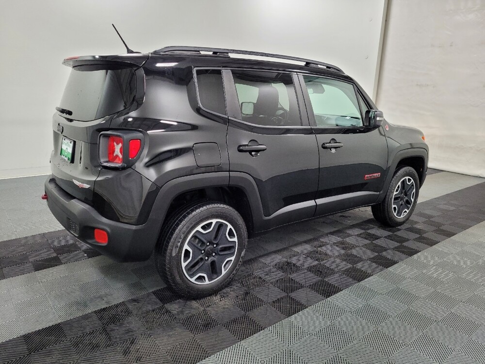 2017 Jeep Renegade in Pittsburgh, PA 15237 - 18083788 10
