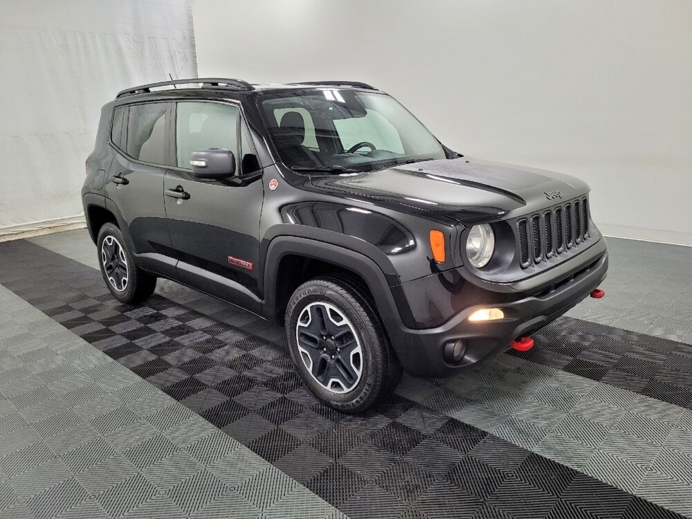 2017 Jeep Renegade in Pittsburgh, PA 15237 - 18083788 11