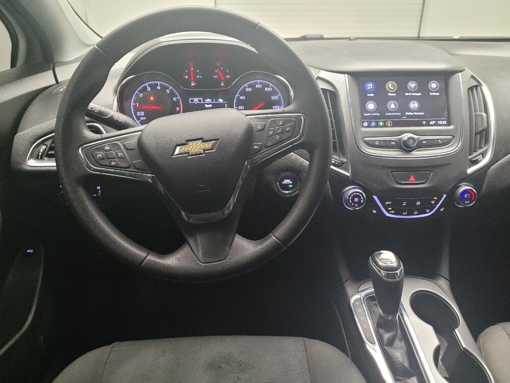 2019 Chevrolet Cruze in Grand Rapids, MI 49508 - 18083794 22