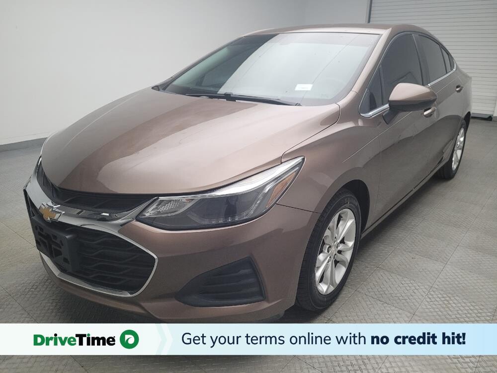 2019 Chevrolet Cruze in Grand Rapids, MI 49508 - 18083794
