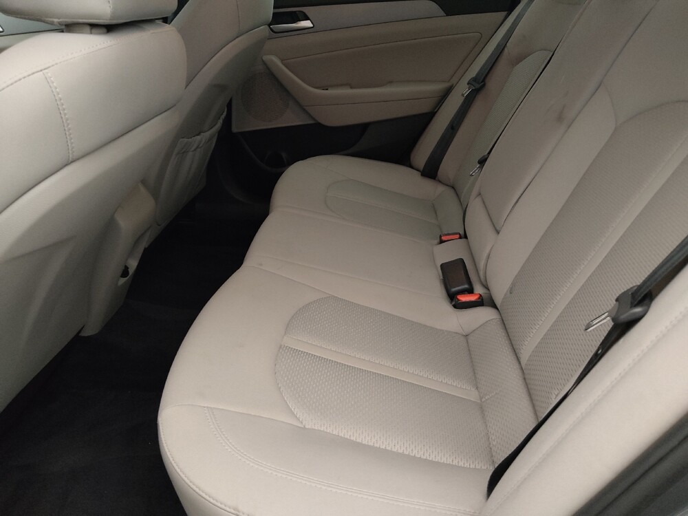 2018 Hyundai Sonata in Lakeland, FL 33815 - 18083798 18