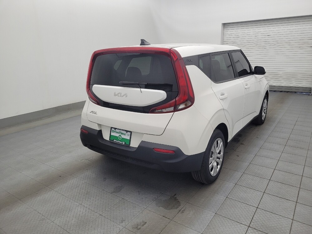2022 Kia Soul in Lakeland, FL 33815 - 18083801 7