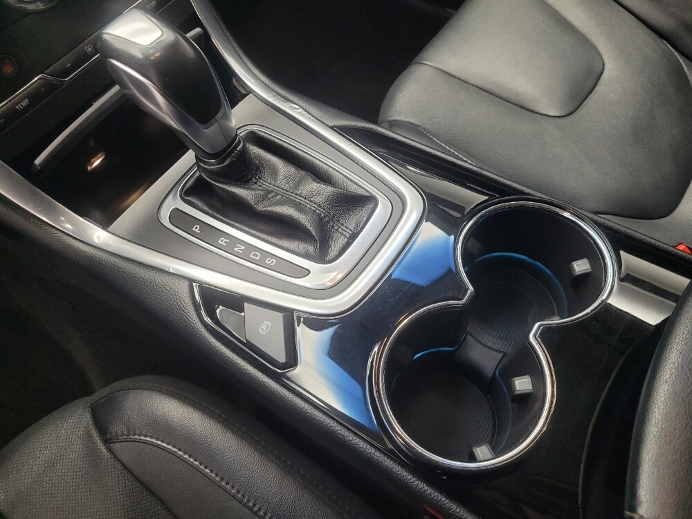 2018 Ford Edge in Indianapolis, IN 46219 - 18083802 26